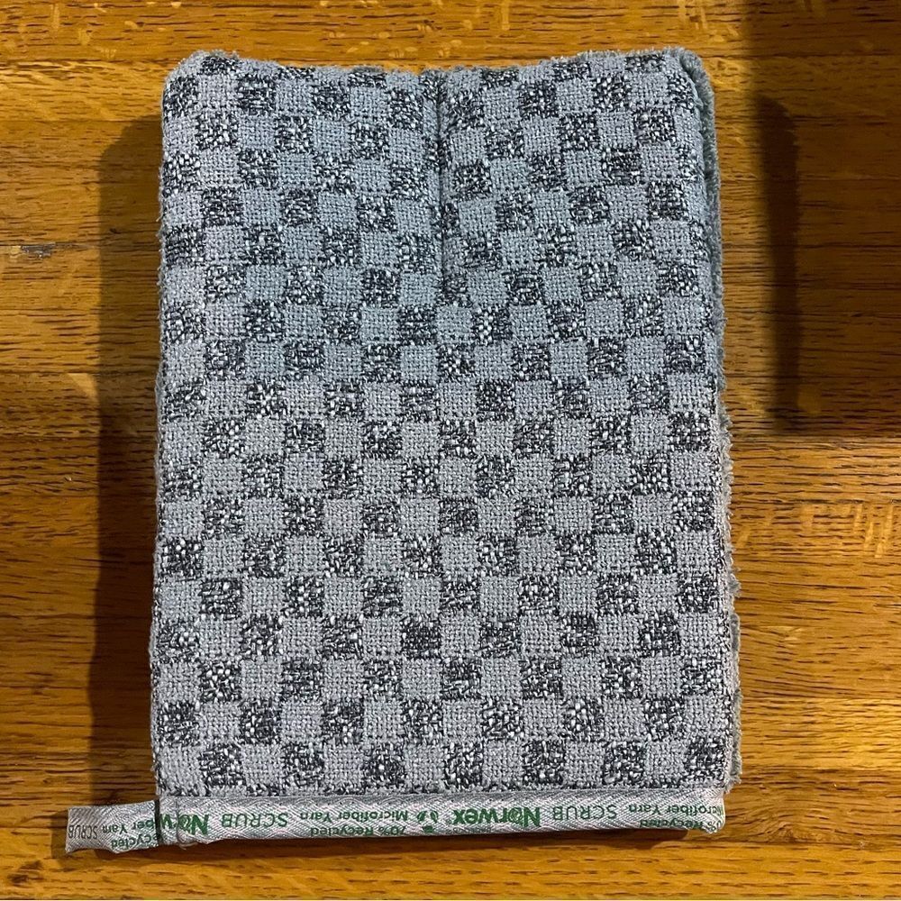 Norwex Bathroom Scrub Mitt NWOT